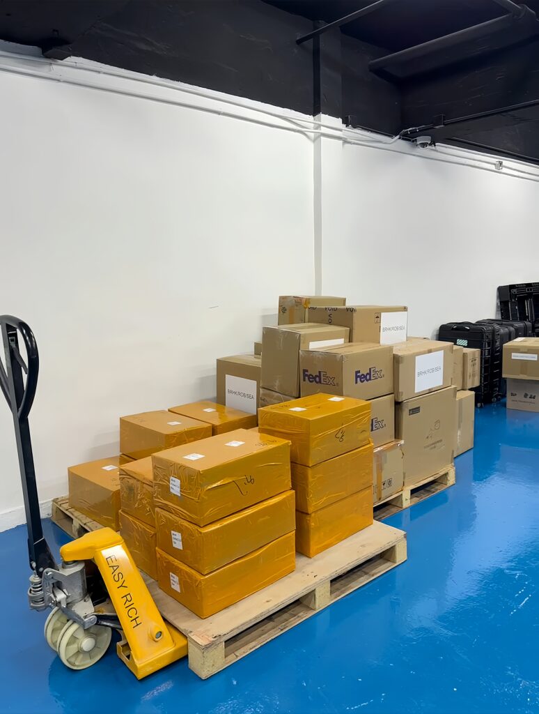 cargo hongkong ke indonesia